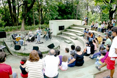 Música no Parque Ecológico Thiago Rodrigues Ricardo.
