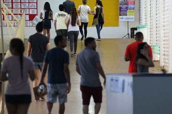 MP dispensa escolas de cumprirem mínimo de 200 dias letivos