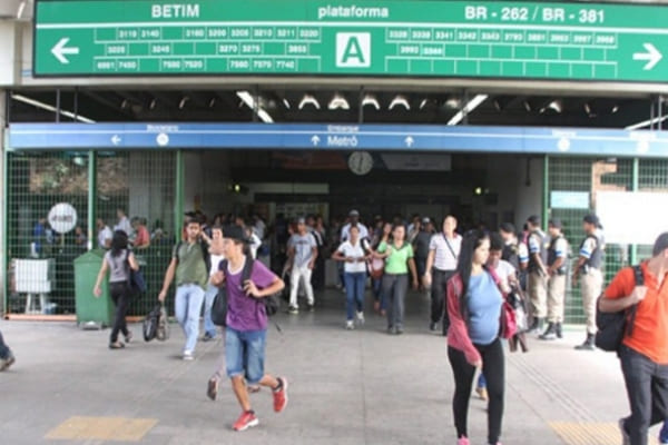 Estação de metrô Eldorado é fechada após suspeita de bomba