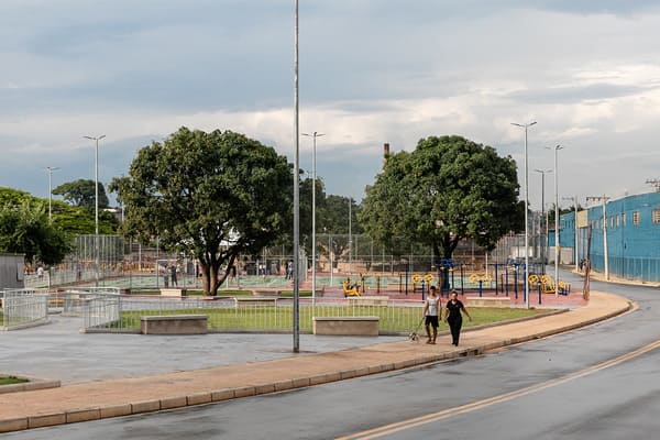 Área degradada transformada em parque é inaugurada na Barraginha