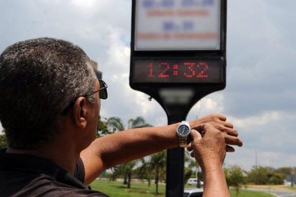 Com Enem, horário de verão começa em 18 de novembro