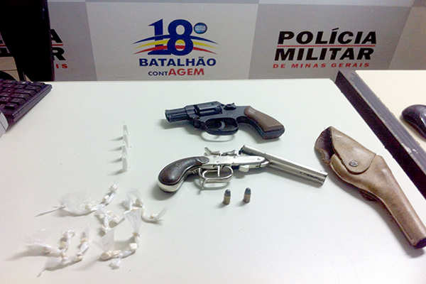 Armas e drogas são apreendidas no bairro São Mateus