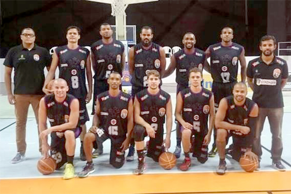 Time de basquete de Contagem estreia com vitória em competição nacional