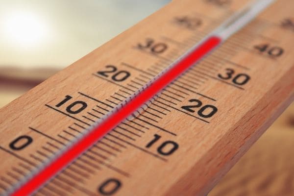 Calorão exige cuidados redobrados com a saúde