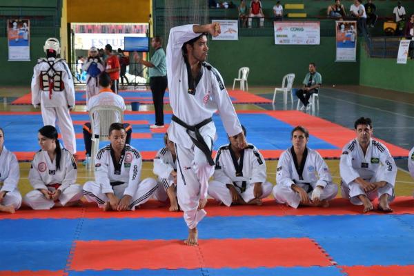 Atletas de Contagem destacam-se no Campeonato Mineiro de Taekwondo