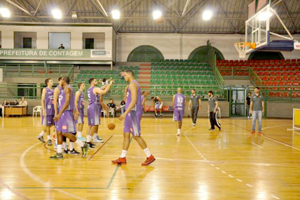 Contagem Towers disputa vaga na final da Liga Ouro