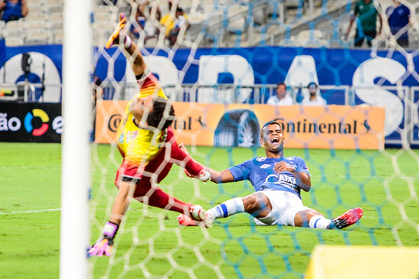 Cruzeiro vence Murici-AL e segue para quarta fase da Copa do Brasil