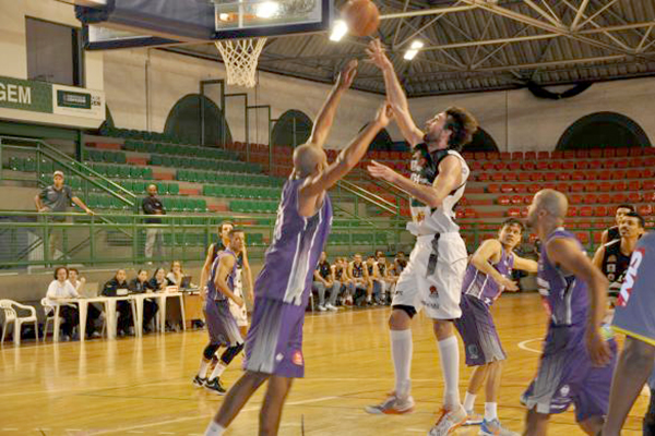 Contagem Towers perde em casa e se despede da Liga Ouro