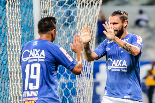 Cruzeiro goleia o São Francisco-PA no Mineirão