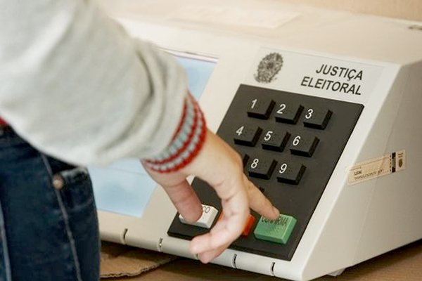 Cinquenta e cinco municípios brasileiros terão segundo turno das eleições