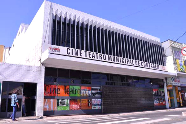 Artistas reclamam e exigem a reabertura do Cine Teatro de Contagem