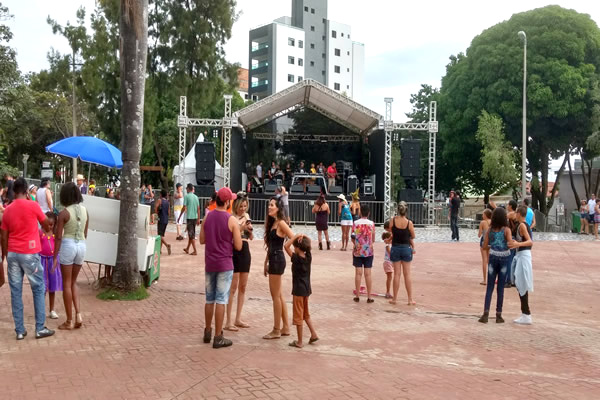 Carnaval seguro e organizado, mas sem público