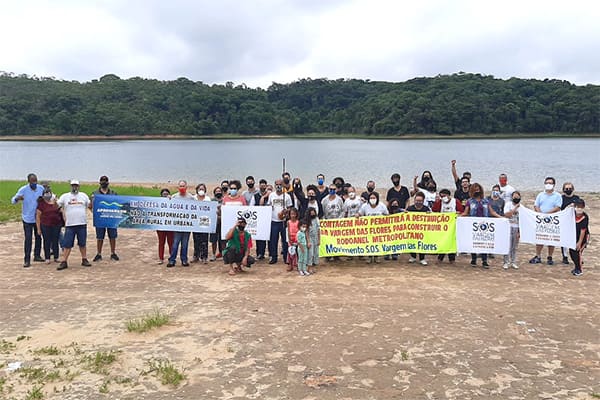 Ambientalistas da grande BH protestam contra o Rodoanel na represa Vargem das Flores