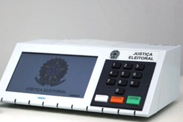 Eleitores devem ficar atentos a mudanças no local de votação