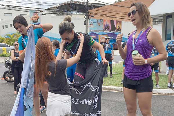 Contagense vence Meia Maratona Internacional de Patinação