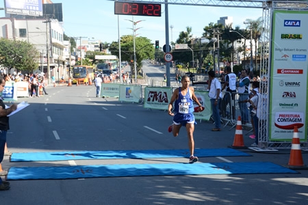  Corrida de Contagem é sucesso de público e de participantes