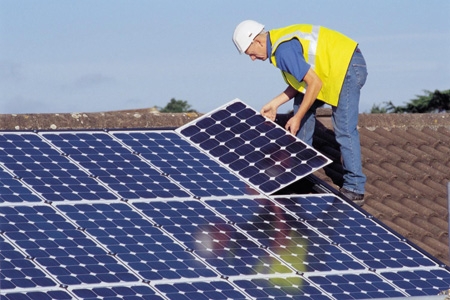 Projeto 50 Telhados incentiva a geração de energia fotovoltaica