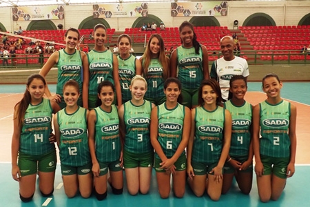 Equipe pré-mirim feminina de vôlei Sada Contagem vai realizar seletivas