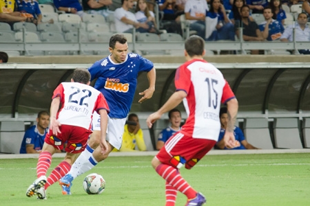 Cruzeiro goleia Universidad de Chile pela Libertadores 