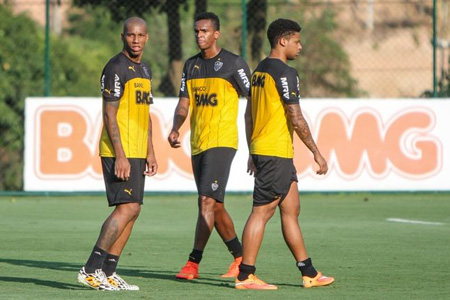 Jô, André e Emerson Conceição não jogam mais pelo Atlético-MG